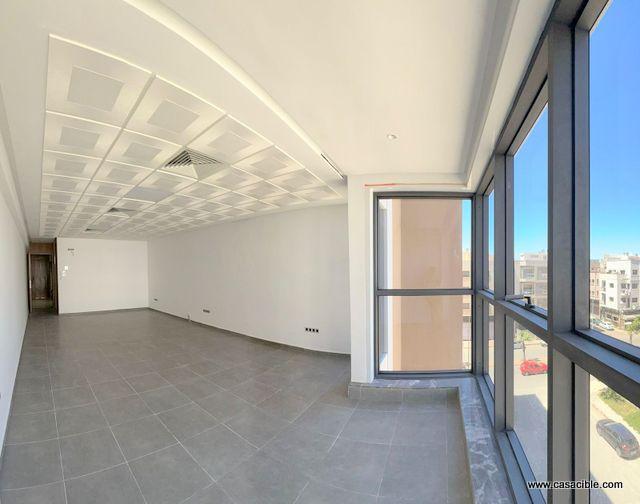 Cheikh Khalifa: Location plateau bureau de 49 m² . — 2