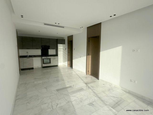 Oasis: Joli studio vide, terrasse. — 5