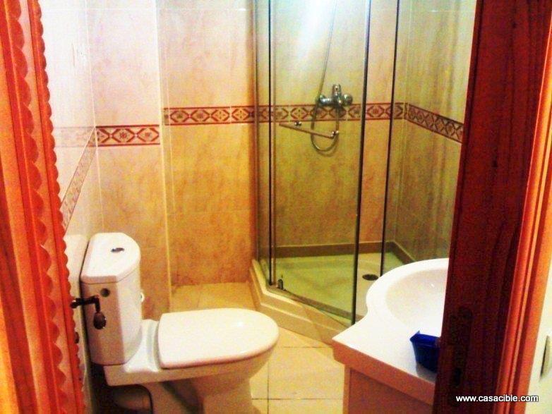 Centre ville: appartement vide 2 chambres. — 5