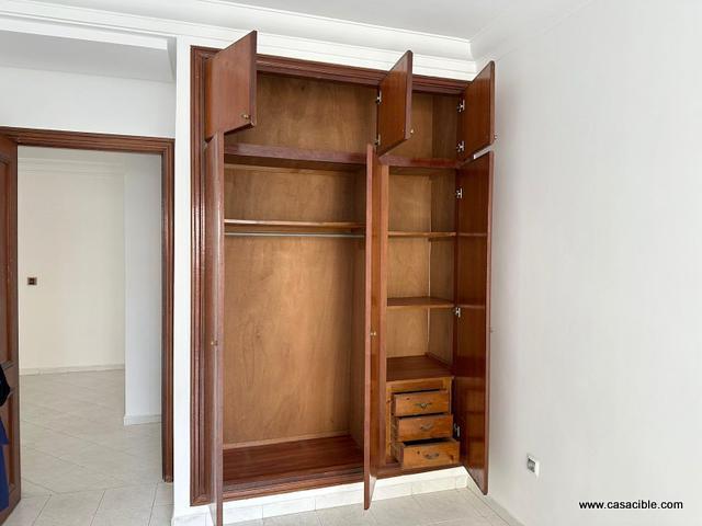 Bourgogne: 2 chambre, balcon. — 4
