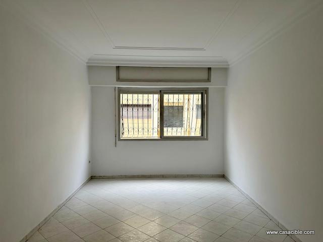 Bourgogne: 2 chambre, balcon. — 6