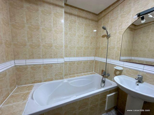 Bourgogne: 2 chambre, balcon. — 5