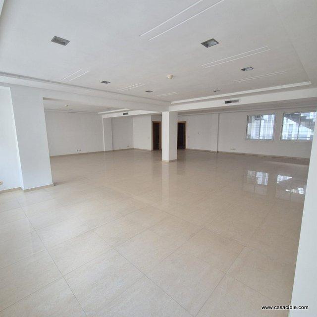 BD Abdelmoumen: plateau professionnel 124 m², open space . — 3