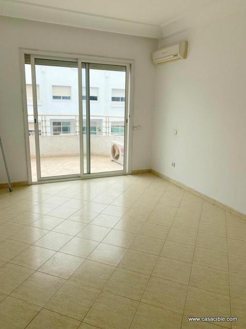 Racine: appartement vide 147m², 3 chambres, terrasse — 4