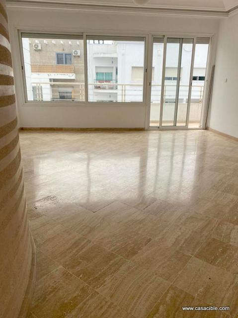 Racine: appartement vide 147m², 3 chambres, terrasse — 3