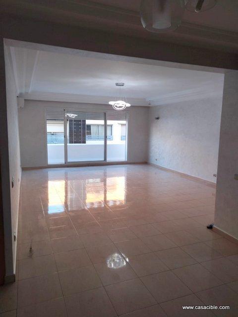 Racine: Appartement 3 chambres.