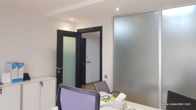 Racine: Plateau bureau professionnel cloisonné climatisé. — 4