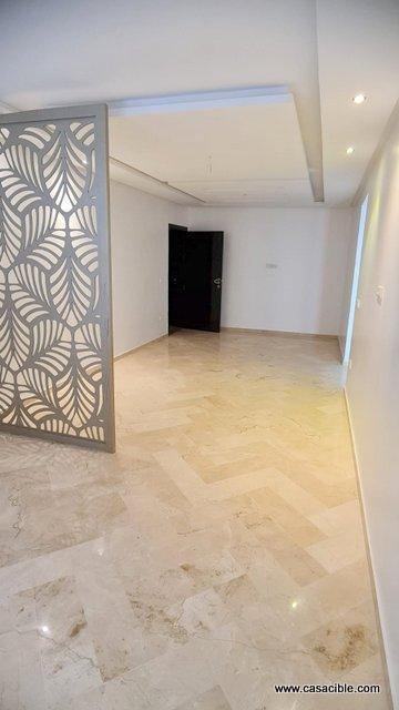 Belvedere: appartement vide, 2 chambres. — 2