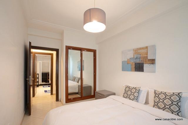Bd Abdelmoumen: appartement meublé+ balcon. — 5
