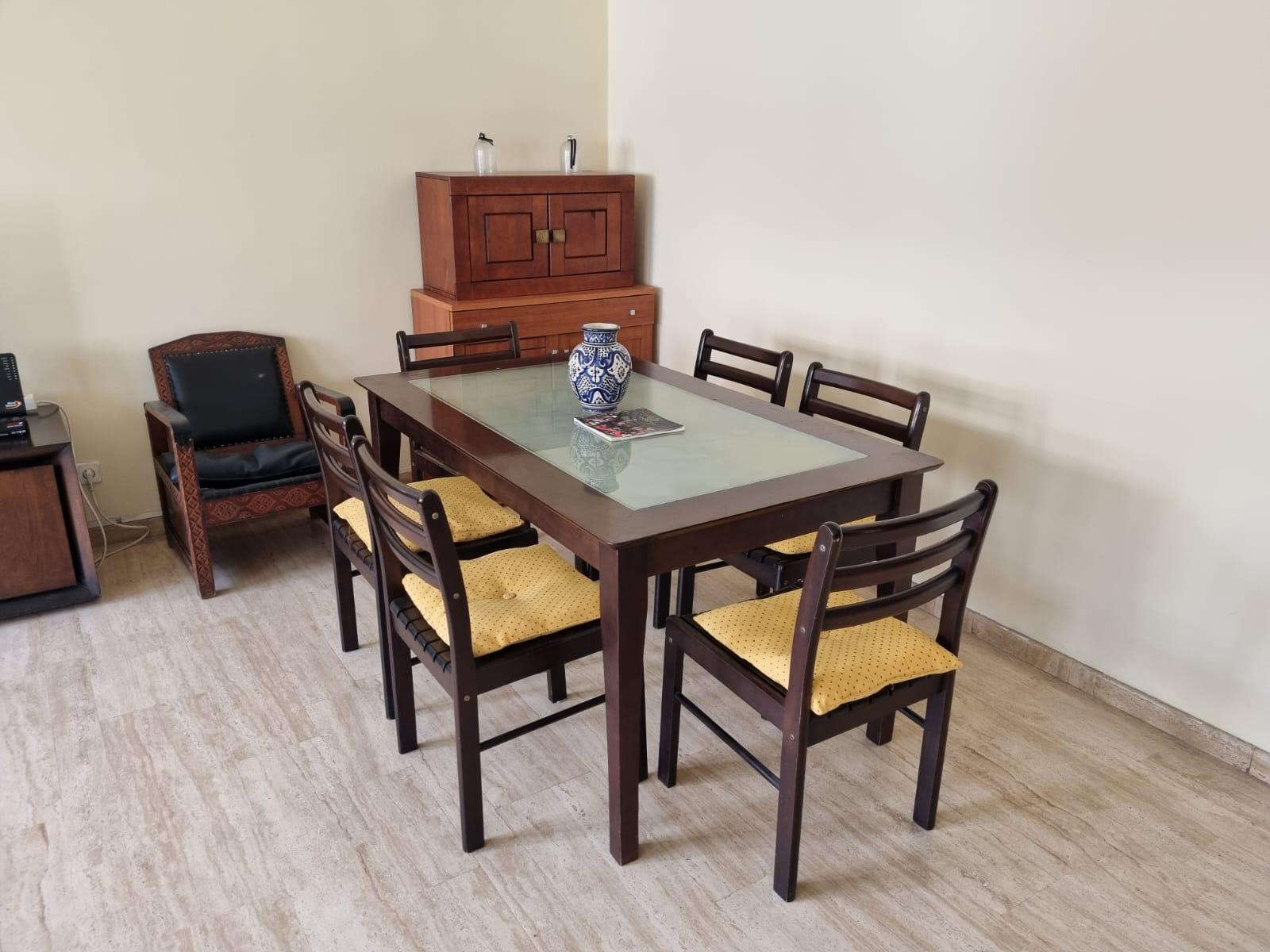 Gauthier: appartement meublé 3 chambres, salon. — 3