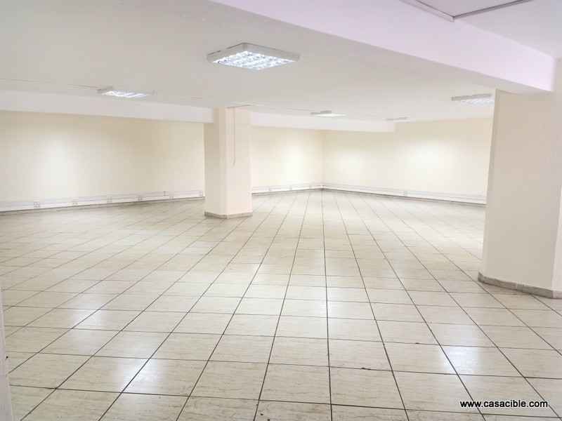 Bd Anfa: Location plateau bureau professionnel de 198 m². — 2