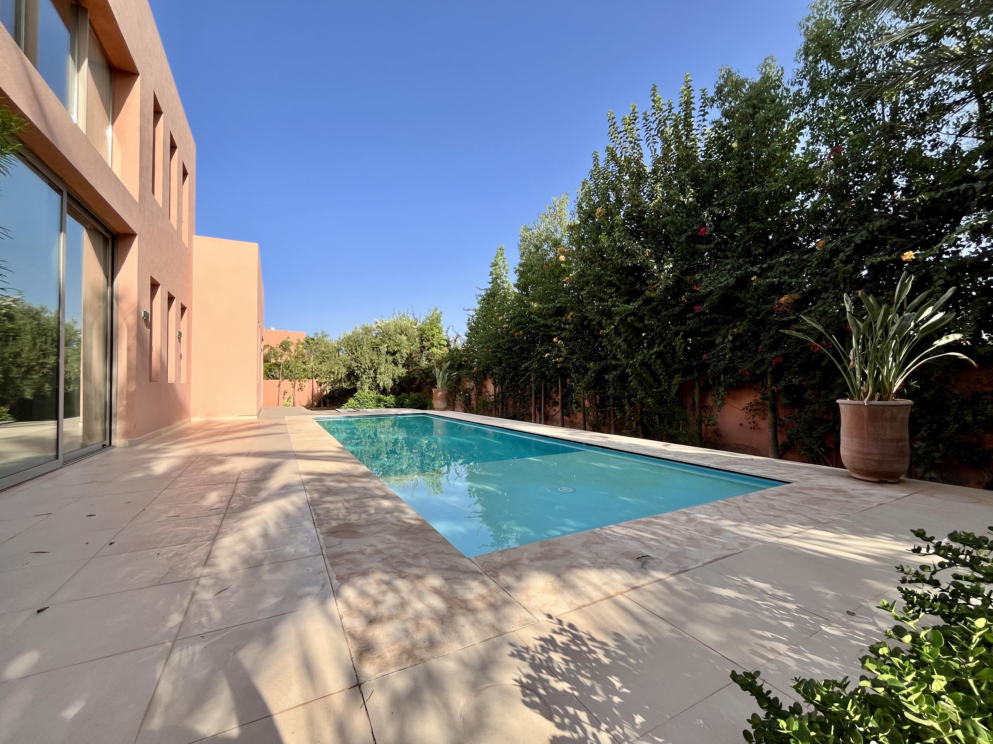 Villa moderne à louer - Marrakech — 4