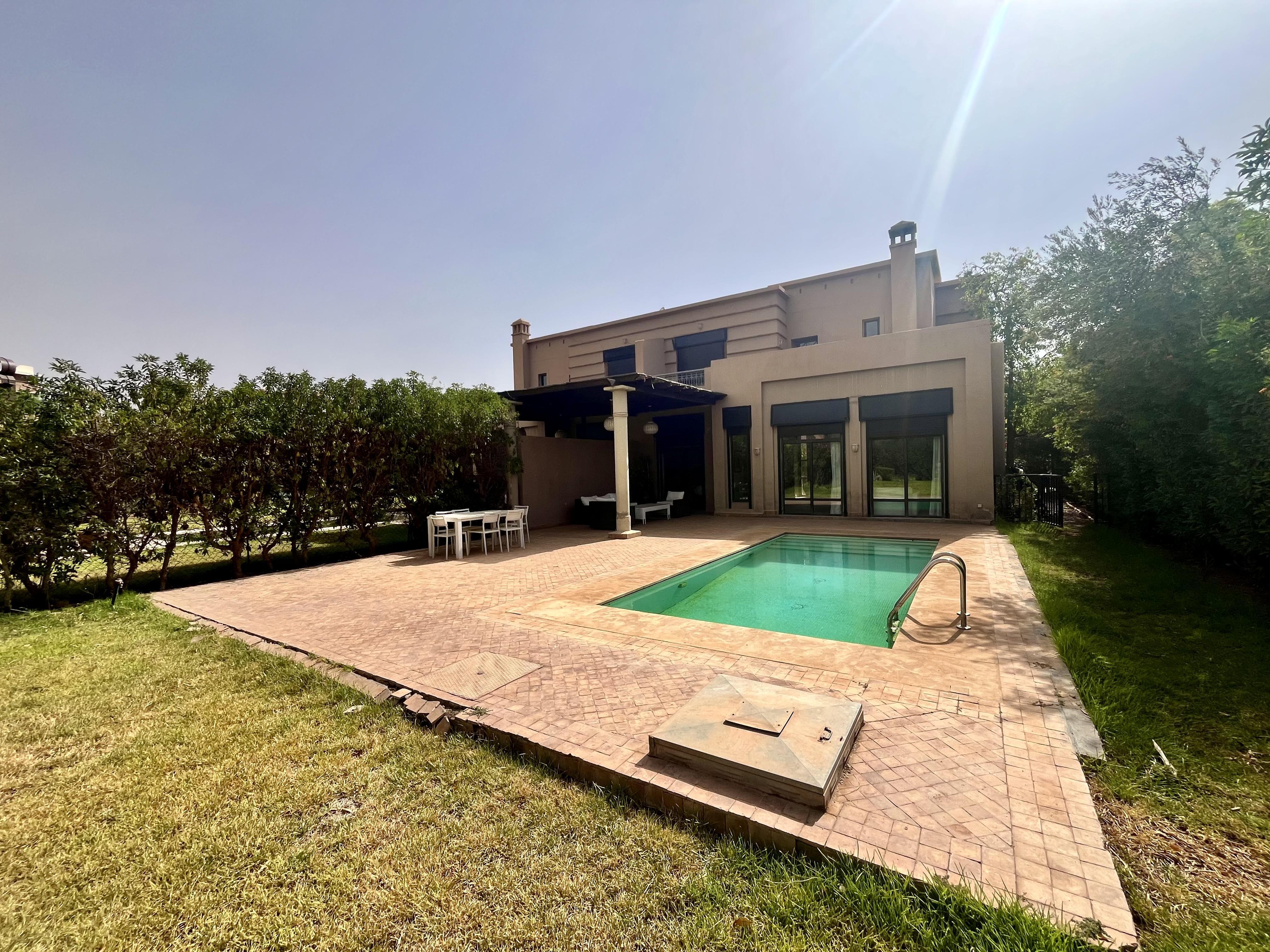 Villa à louer avec piscine sur golf - Marrakech