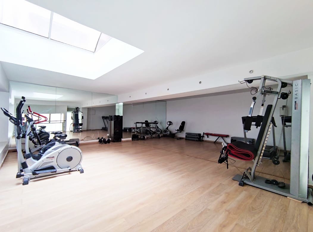 APPARTEMENT MEUBLE AVEC GOÜT — 3