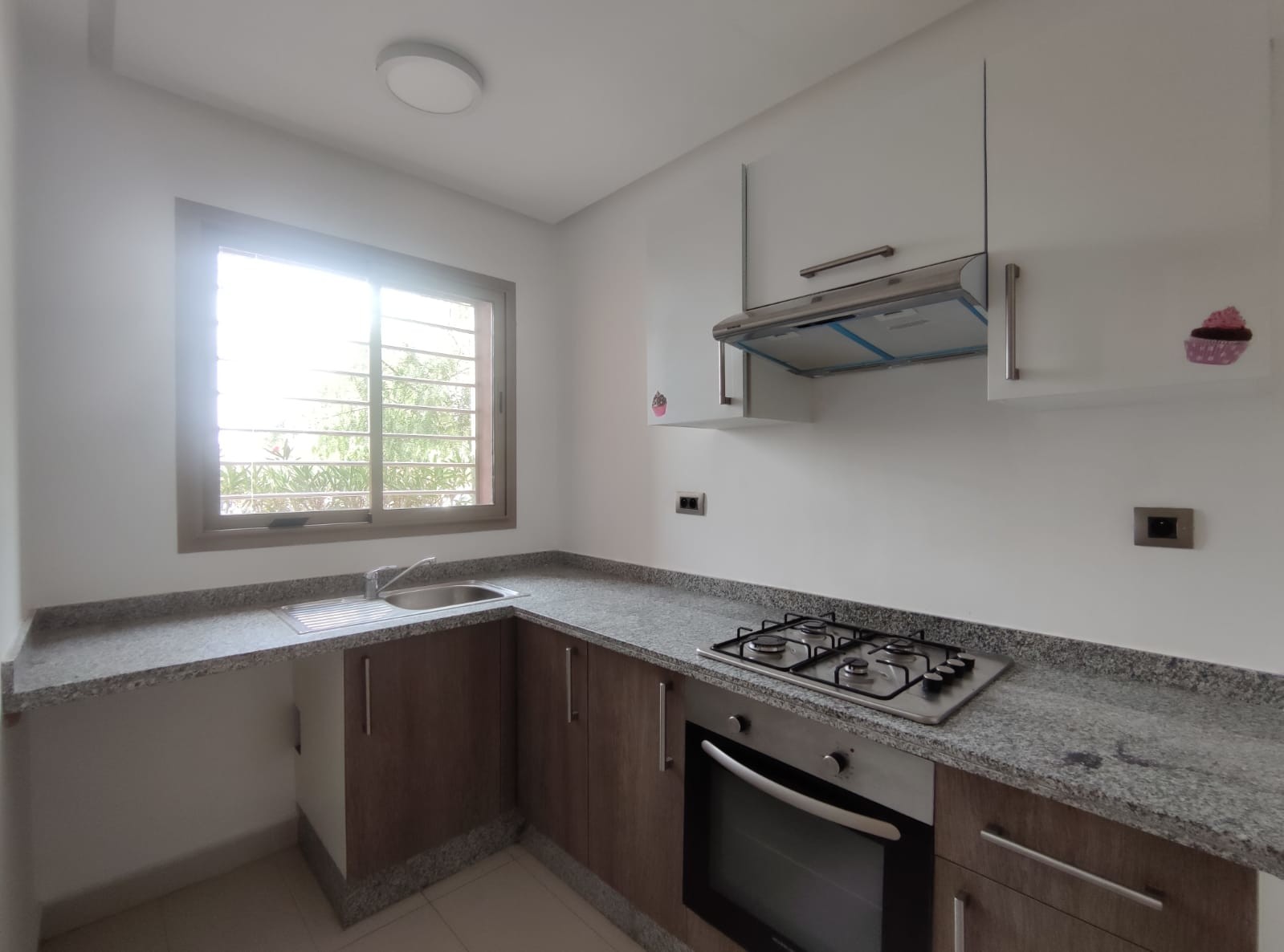 REZ DE JARDIN A VENDRE DANS UNE RÉSIDENCE GOLFIQUE — 4