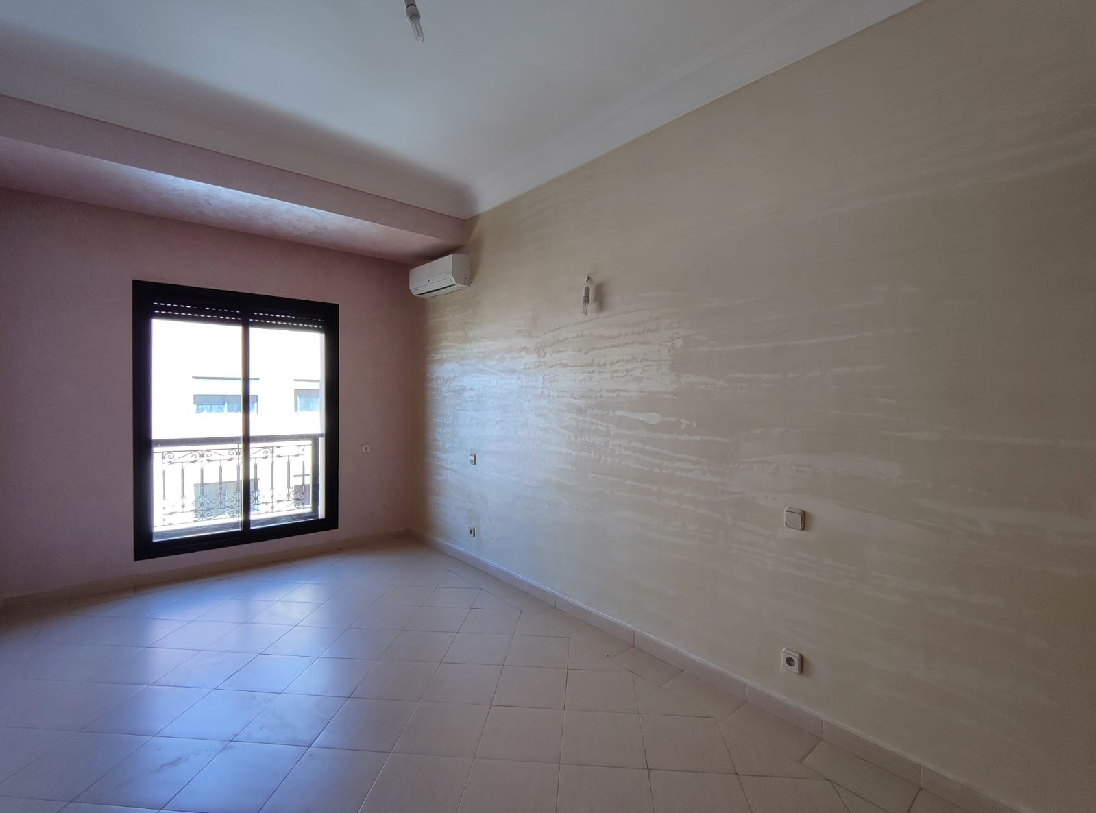 Des appartements de 97m² en location — 4