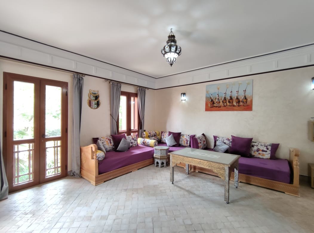 BEL APPARTEMENT EN VENTE  SUR L'HIVERANGE — 4