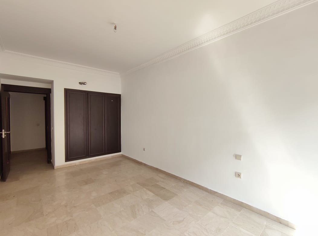 Bel appartement en vente sur l'Hivernage — 4