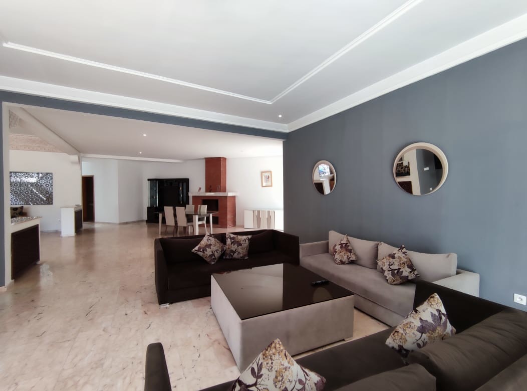 TRES BELLE VILLA EN LOCATION COURTE DUREE — 4