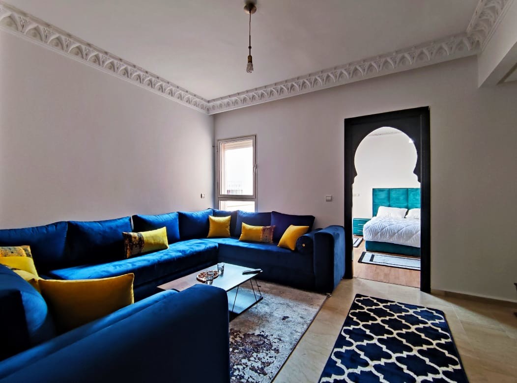 APPARTEMENT MEUBLE AVEC GOÜT — 4
