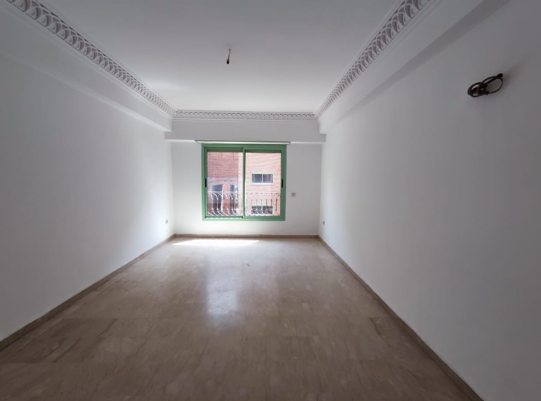 Bel appartement en vente sur l'Hivernage — 3