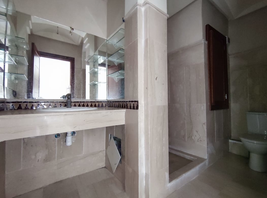 OPPORTUNITE A NE PAS RATER ! STUDIO EN VENTE SUR CAMP EL GHOUL GUELIZ — 4