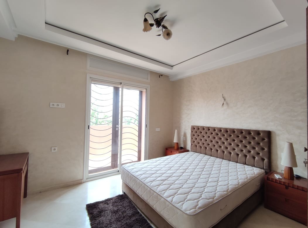 UNE TRES BELLE VILLA POUR LA LOCATION LONGUE DUREE MEUBLEE — 4