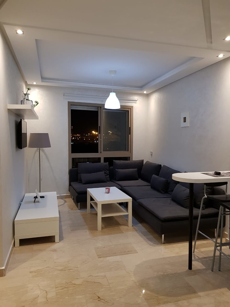 Studio meublé a louer, Belvédère — 2