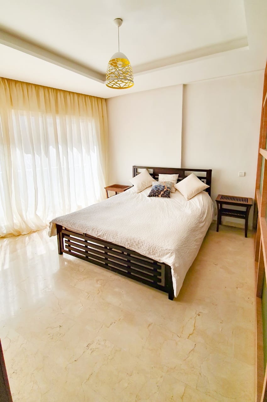 Superbes studio style loft meublé — 3