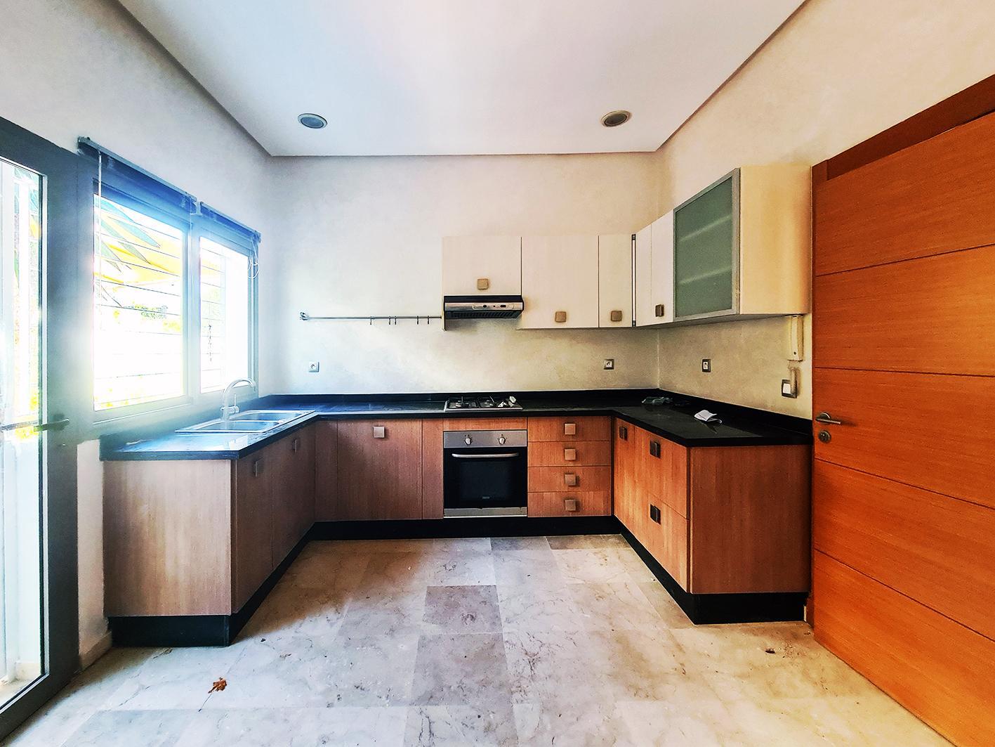 Villa 4 chambres en résidence sécurisée. — 5