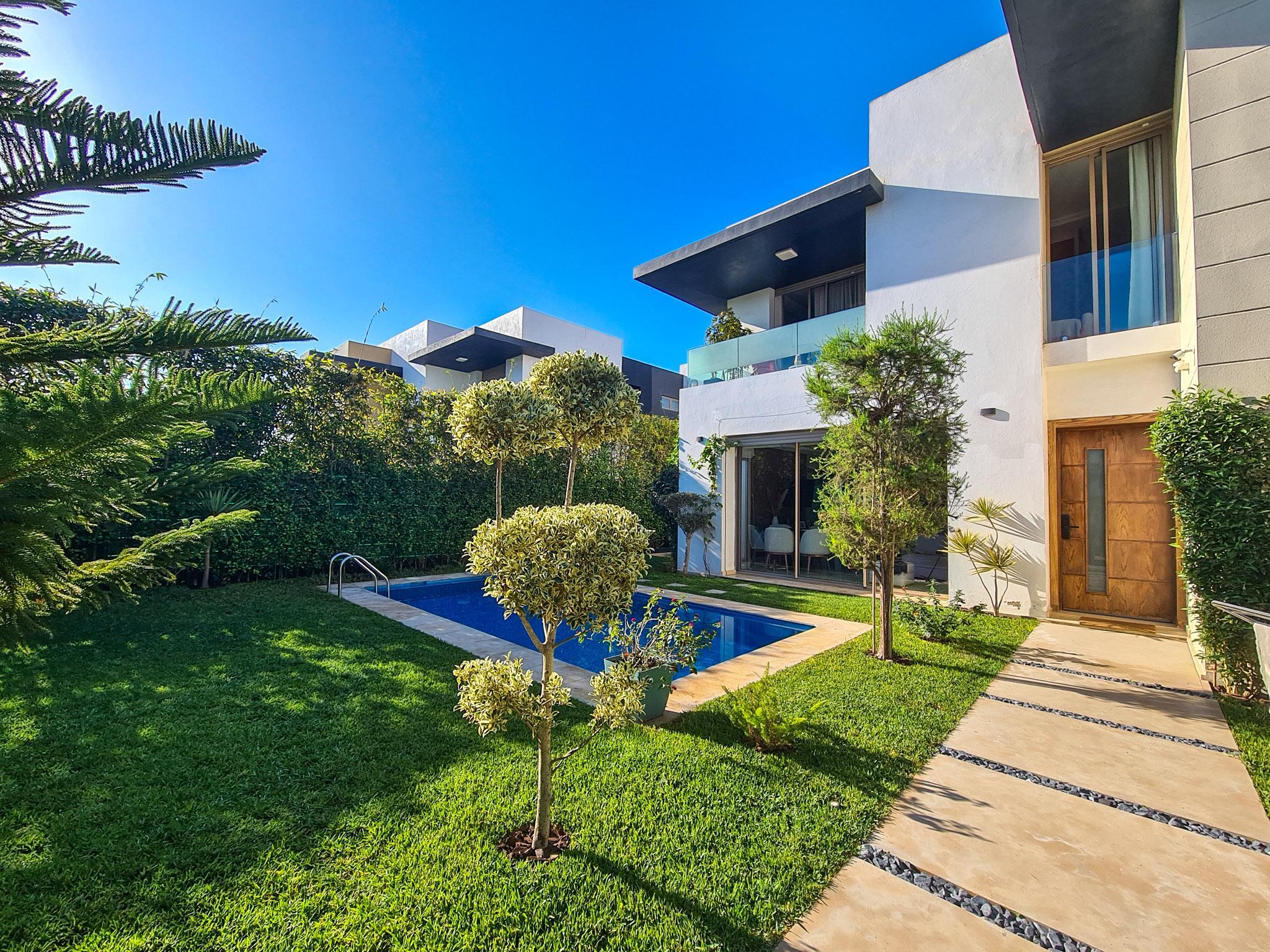 Villa 3 chambres, piscine en résidence sécurisée