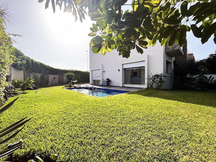 Villa moderne et meublée, en résidence sécurisée.