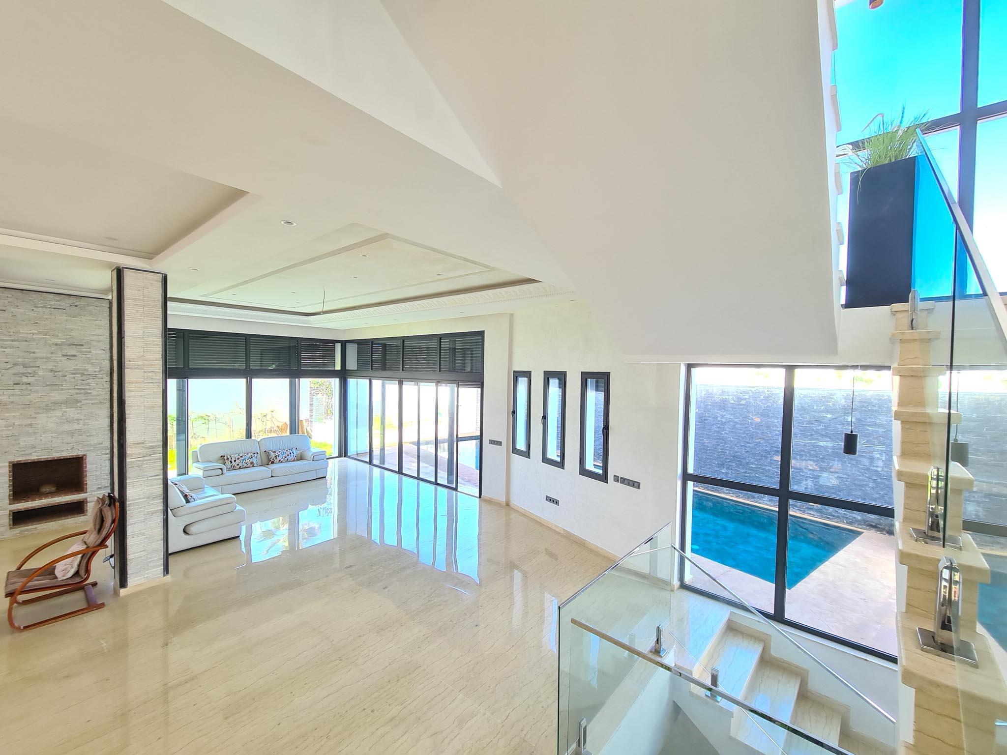 Sublime villa neuve avec piscine vue sur mer — 2
