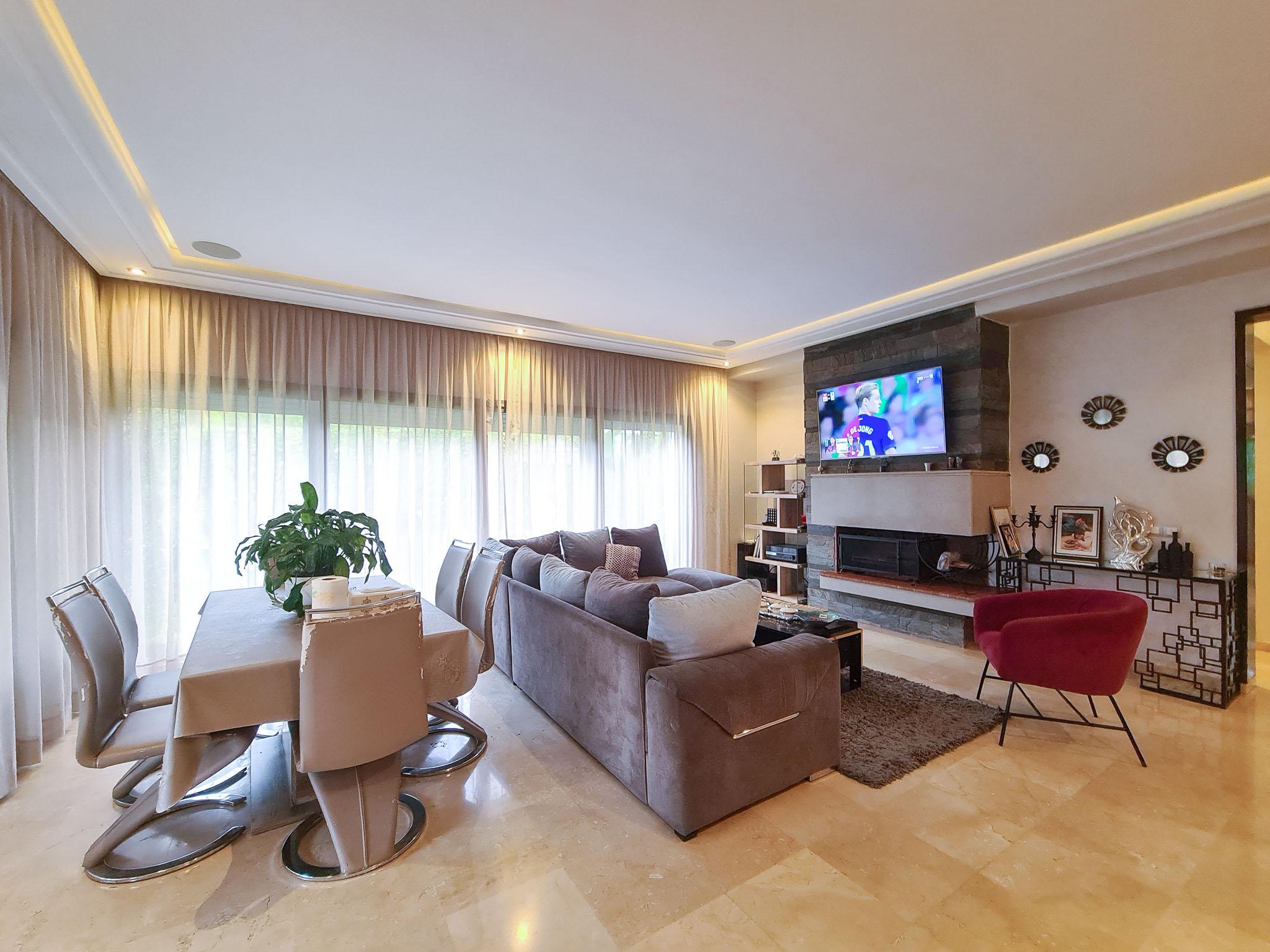 villa  4 chambres meublé avec grand jardin et piscine — 2