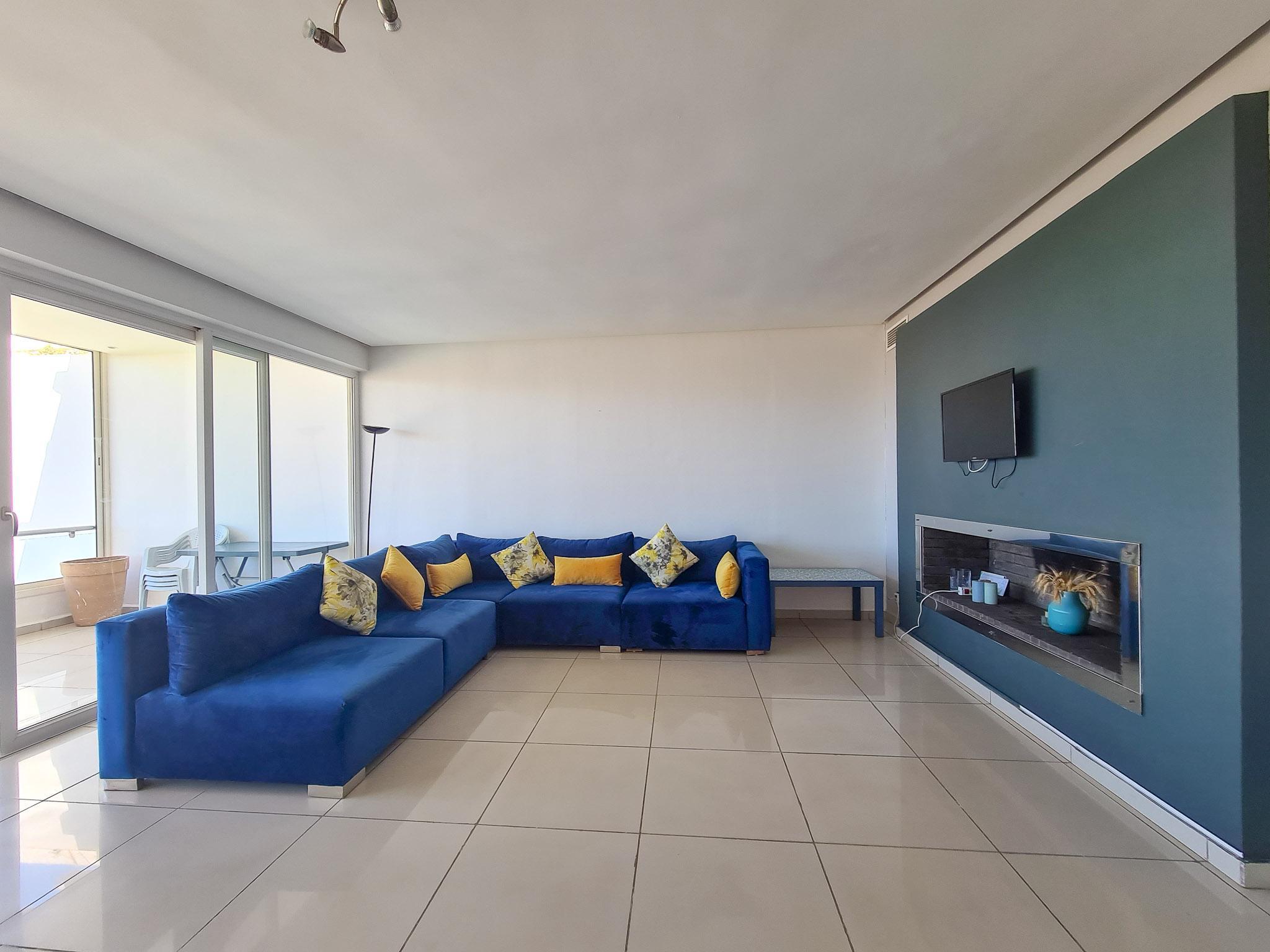 Appartement 2 chambres en résidence sécurisée. — 2