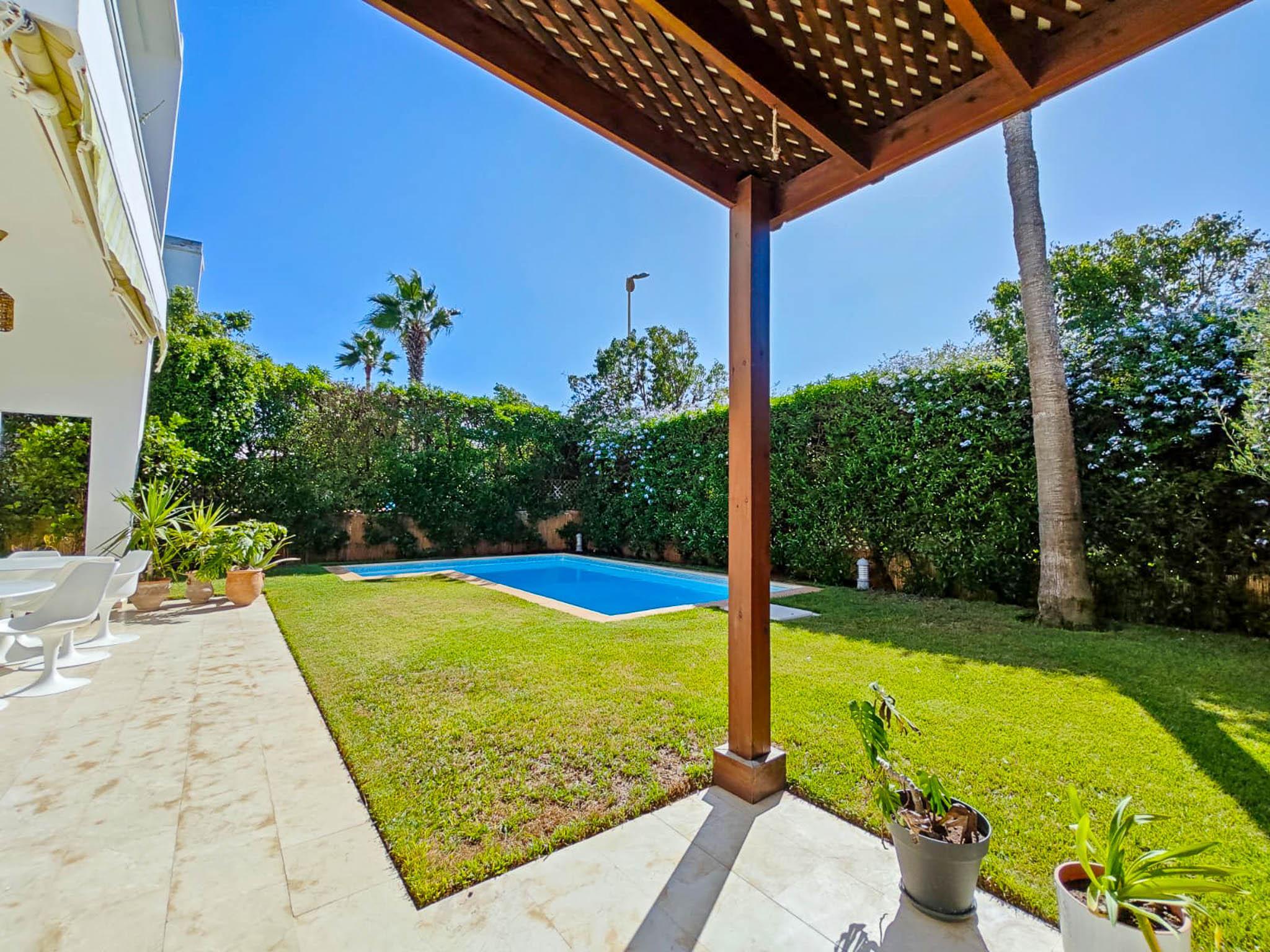 Villa 4 chambres d’Exception à Vendre Dar Bouazza — 4