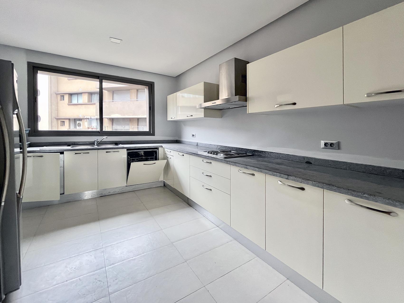 Location d'exception à Casablanca – Appartement haut de gamme offrant une intimité inégalée. — 4