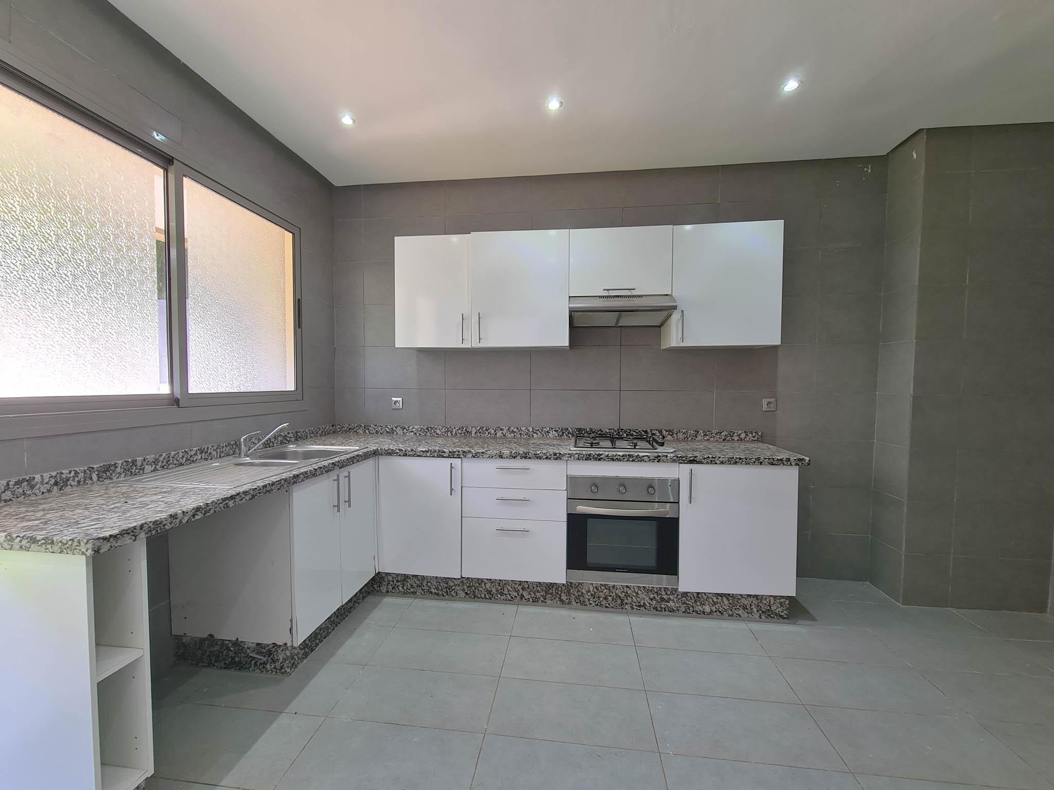 Villa 280 m² à Dar Bouazza — 7