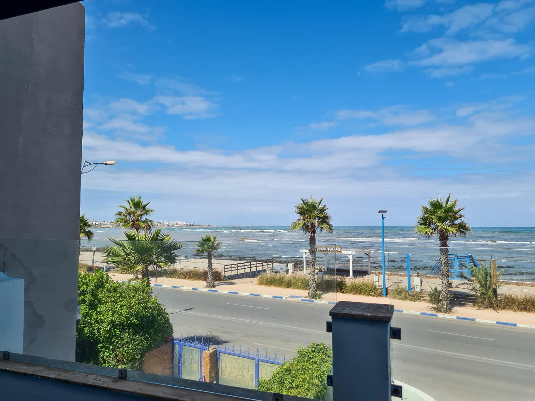 Villa rénovée avec magnifique vue sur mer.