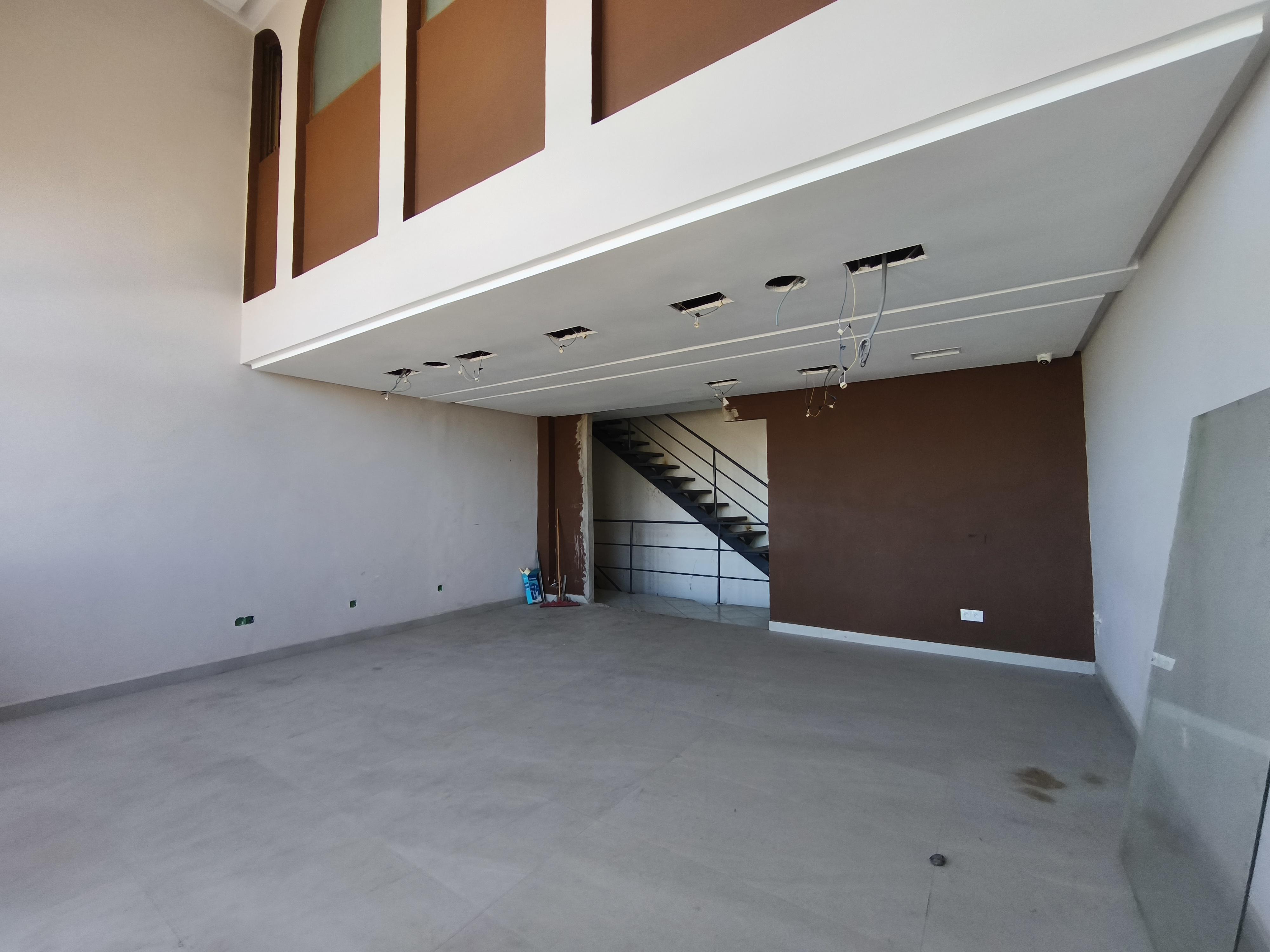 À LOUER – Local commercial à Dar Bouazza – Route d’Azemmour 60m2 — 3