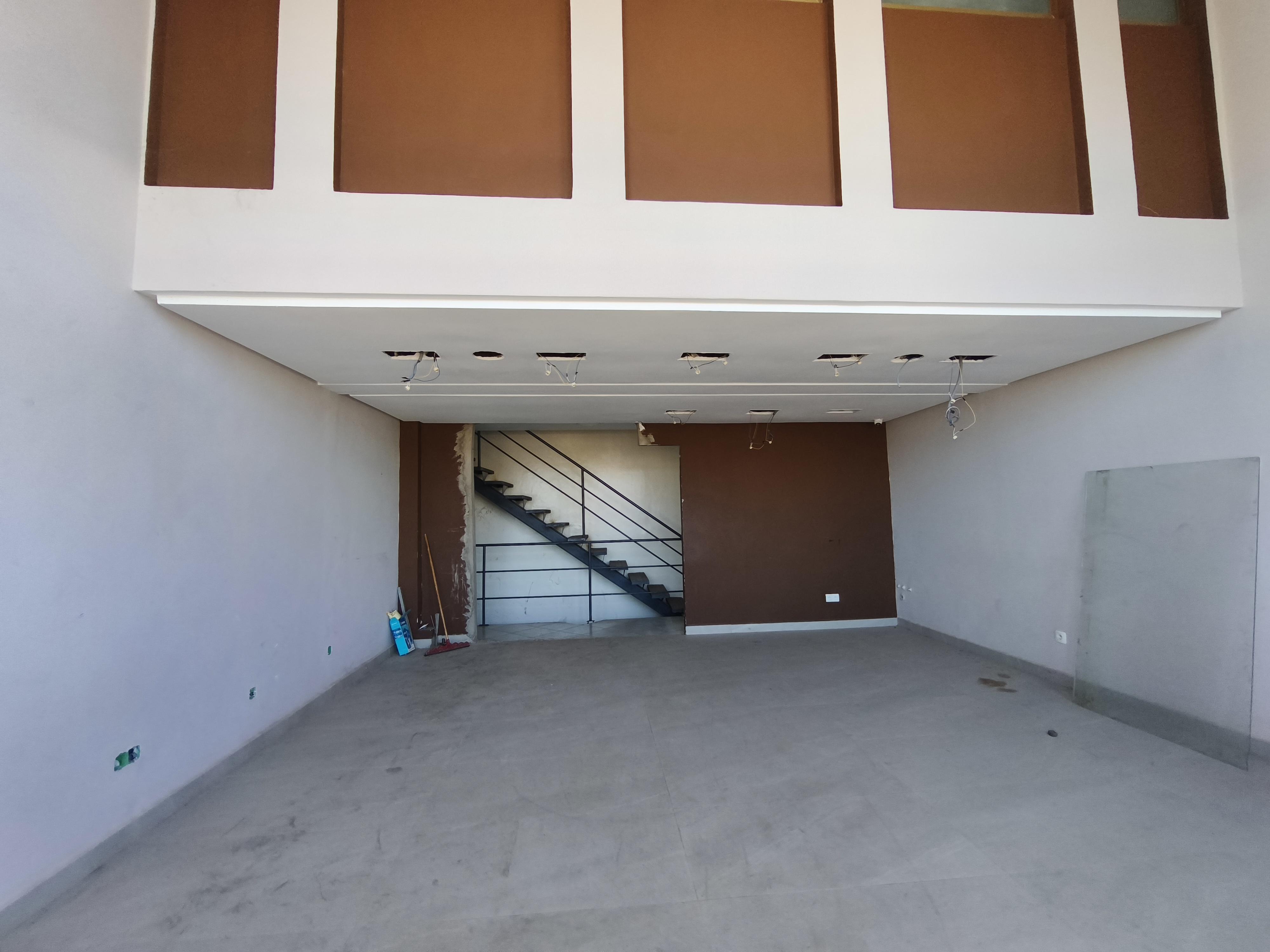 À LOUER – Local commercial à Dar Bouazza – Route d’Azemmour 60m2 — 4
