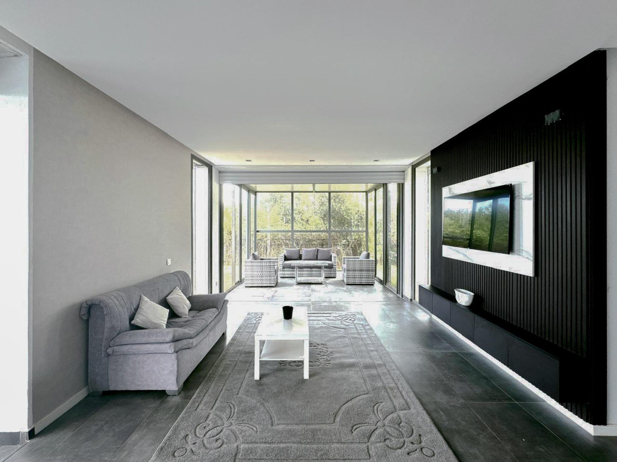 Spacieux Rez-de-jardin à vendre — 3