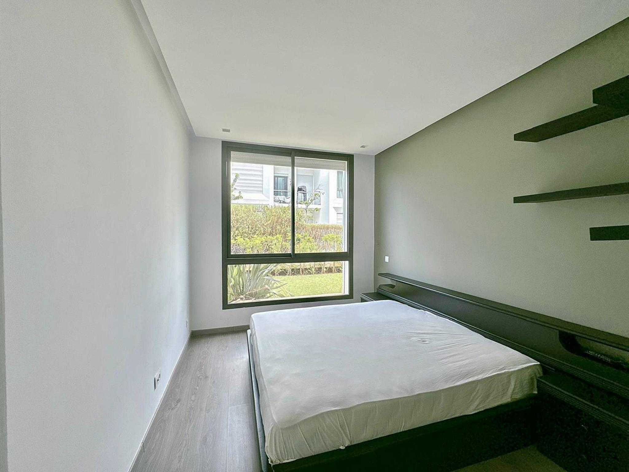 Spacieux Rez-de-jardin à vendre — 6