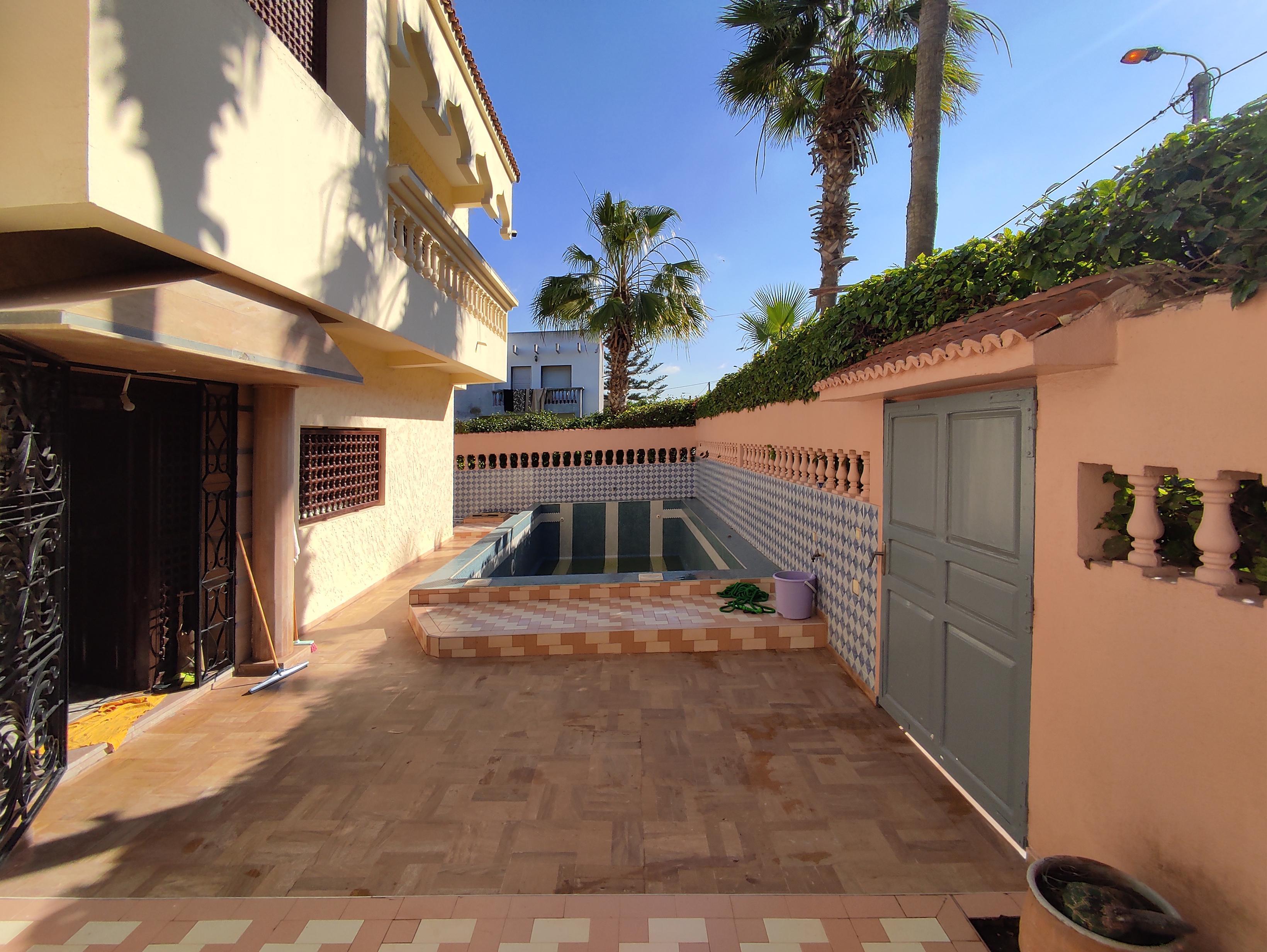 villa de 3 chambres avec piscine dans le centre de Dar Bouazza — 3