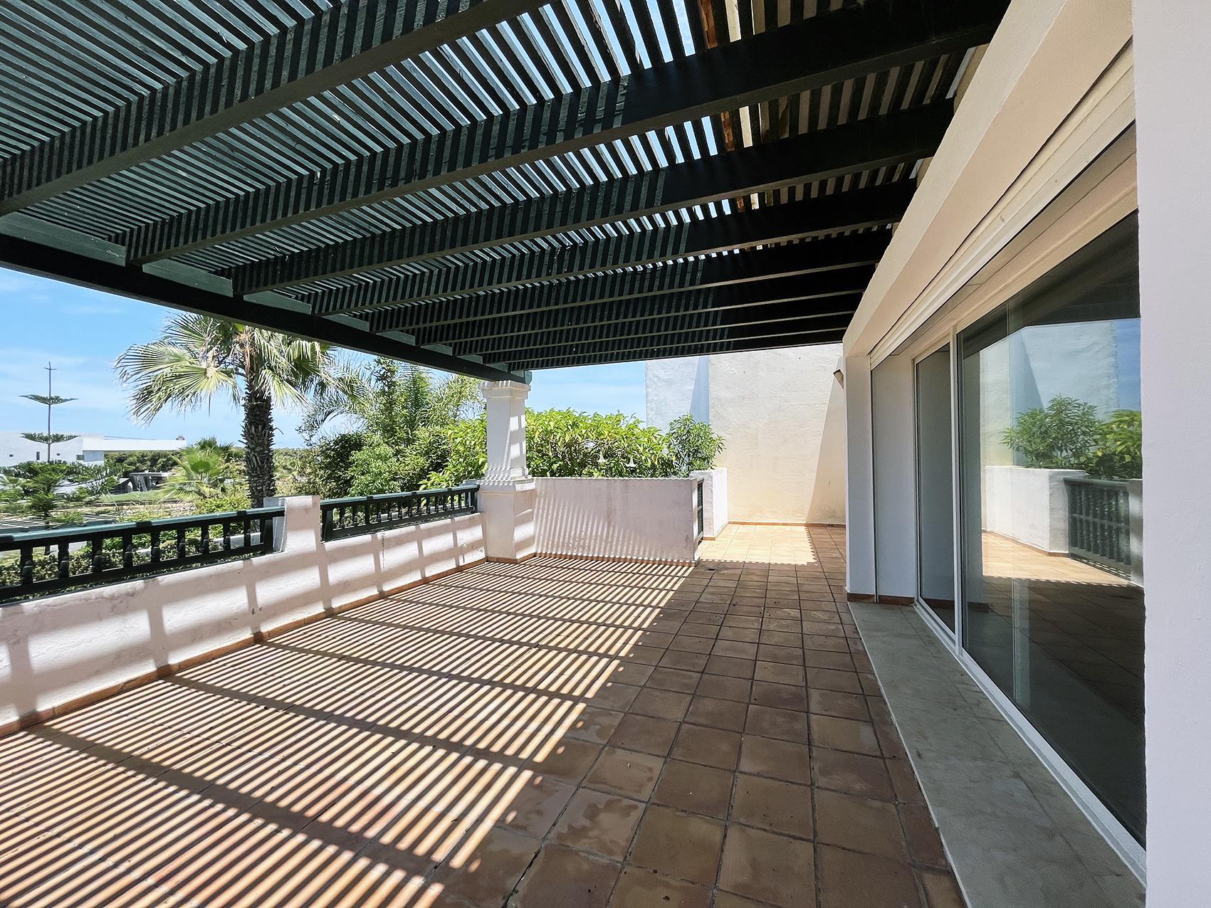 Villa aux Jardins de l'Océan de 730 m². — 2