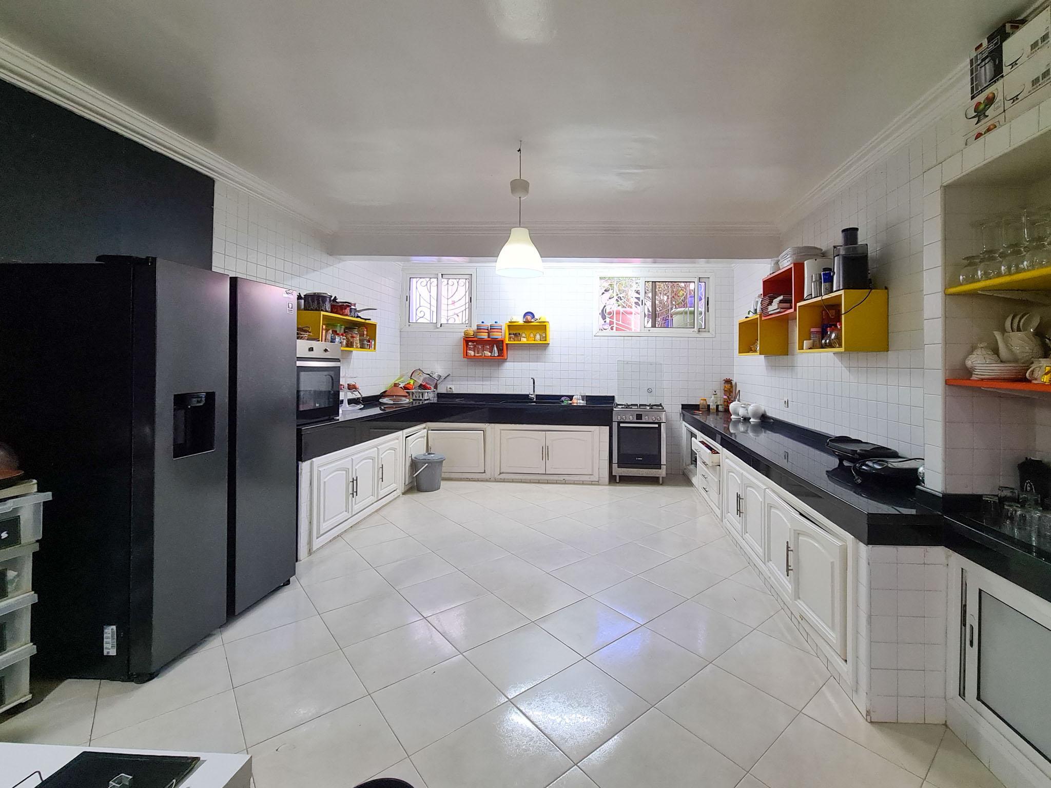 Villa 390 m² à Dar Bouazza — 10