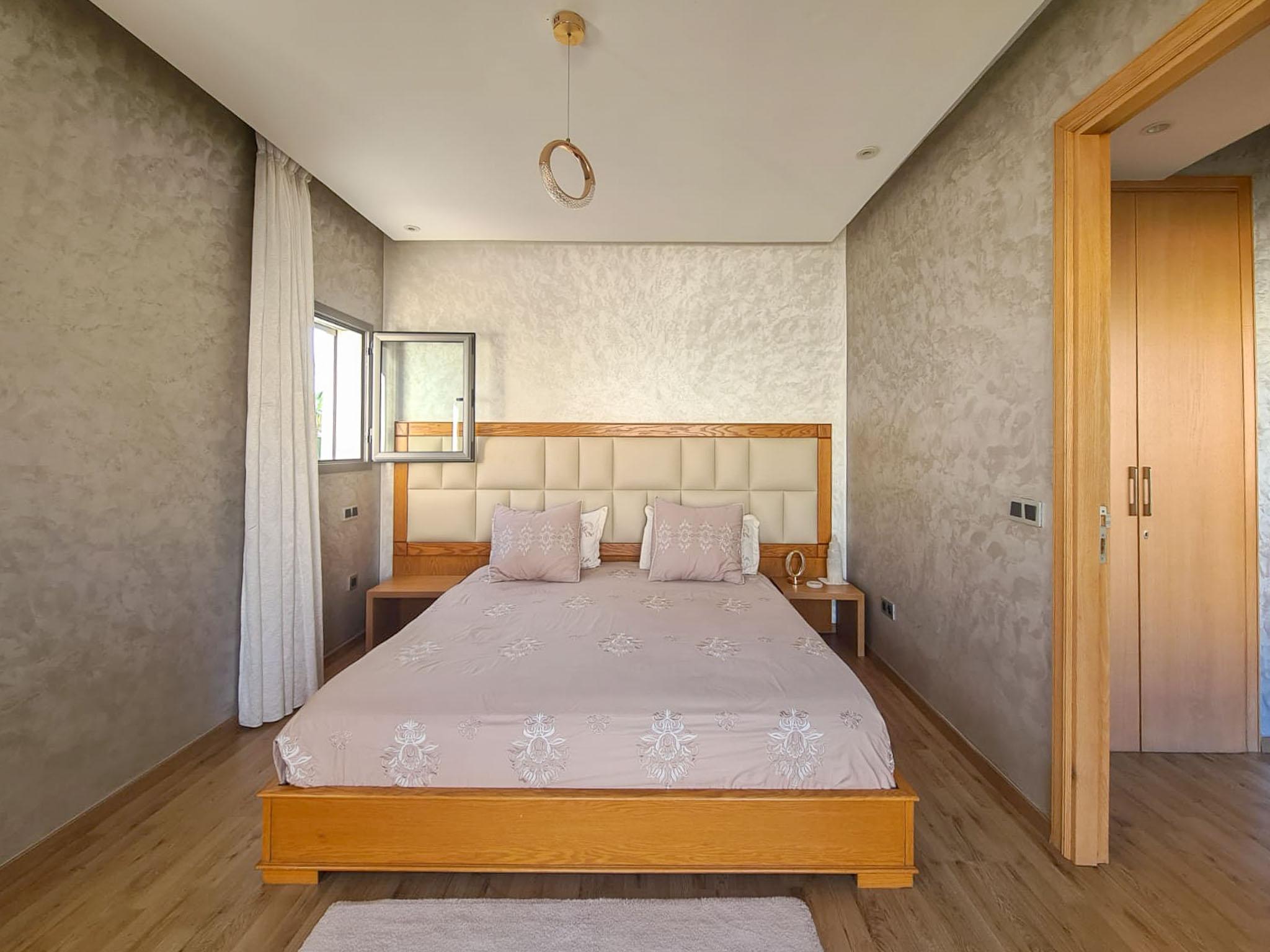 Villa 4 chambres meublée résidence sécurisée — 4