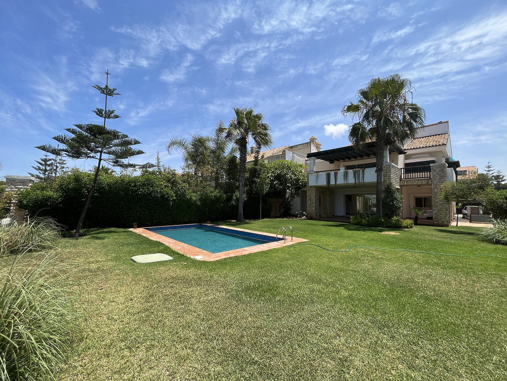Villa aux Jardins de l'Océan de 730 m².