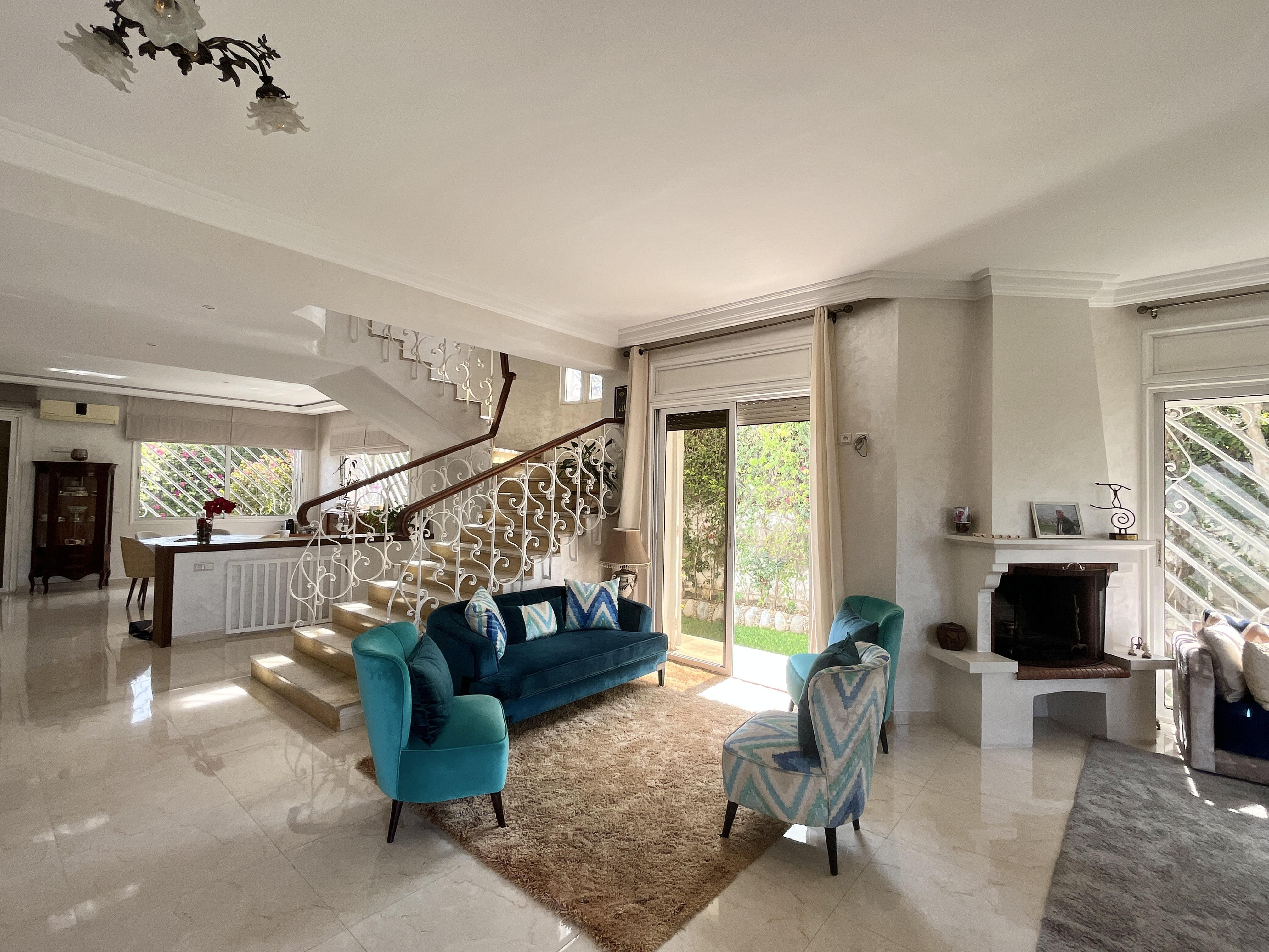 Villa Familiale Spacieuse et Lumineuse à Louer proche de CFC — 5
