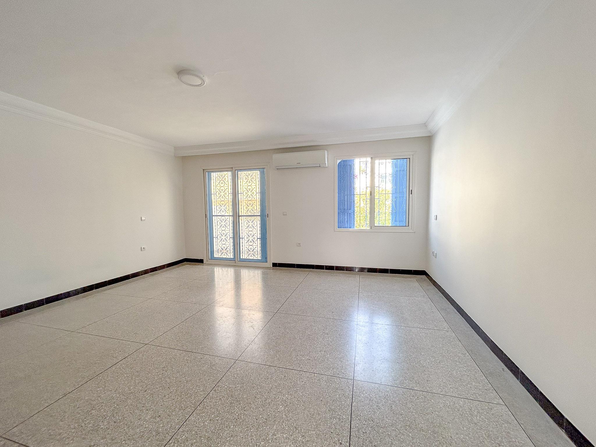 Maison 4 chambres idéalement situé à Dar Bouazza — 6